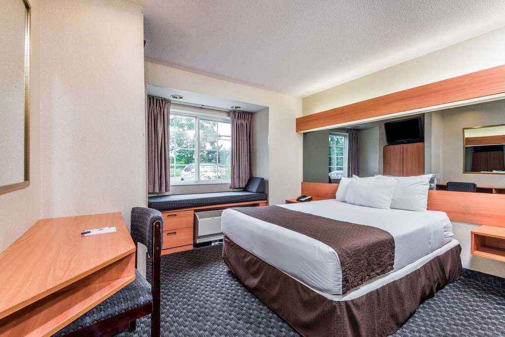 Microtel Inn & Suites by Wyndham Bethel/Danbury | 80 Benedict Rd, Bethel, CT 06801 | Phone: (203) 748-8318