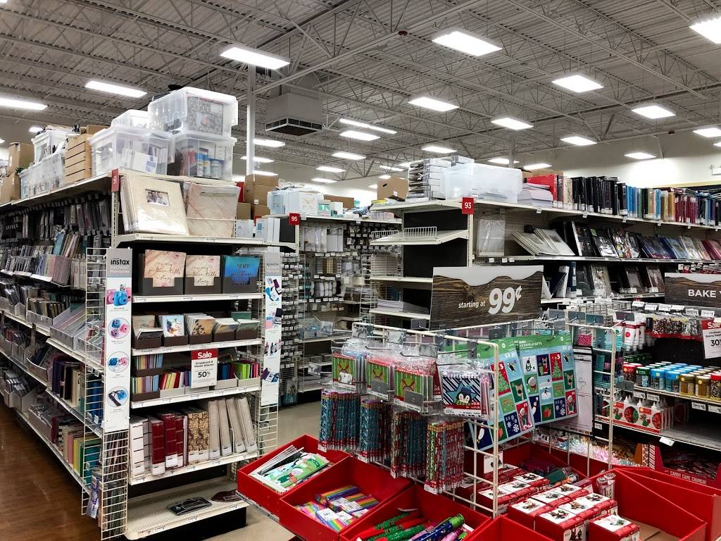 Michaels | 7424 S Olympia Ave, Tulsa, OK 74132, USA | Phone: (918) 445-2224