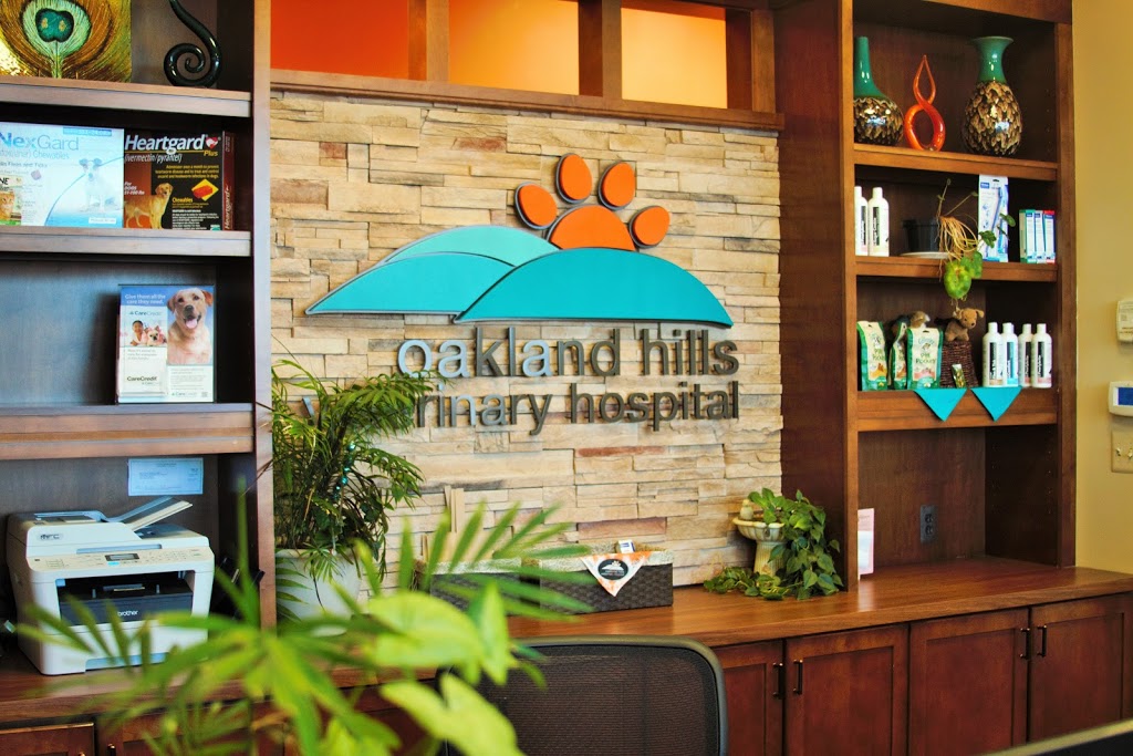 Oakland Hills Veterinary Hospital | 121 E Long Lake Rd, Troy, MI 48085, USA | Phone: (248) 817-2052