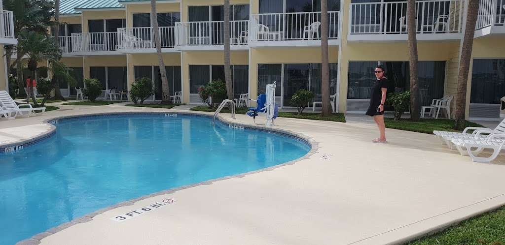 Jupiter Waterfront Inn | 18903 SE Federal Hwy, Jupiter, FL 33469, USA | Phone: (561) 747-9085