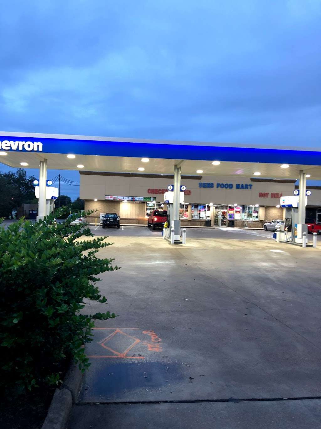 CHEVRON - SENS FOOD MART | 1444 Sens Rd, La Porte, TX 77571, USA | Phone: (281) 470-2700