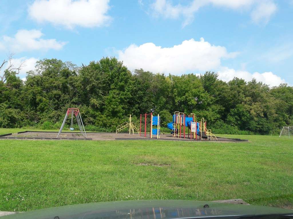 Edwardsville City Park | 1200 Blake St, Edwardsville, KS 66111