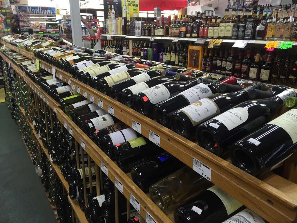 Tremont Liquors & Wine | 43 Tremont St, Taunton, MA 02780, USA | Phone: (508) 823-3541