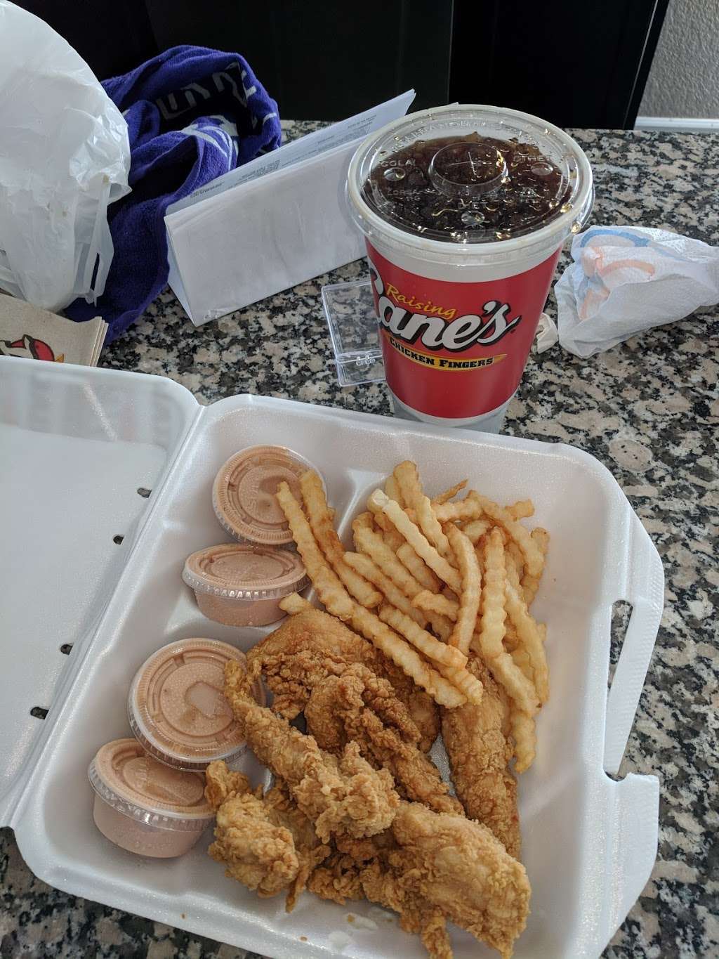 Raising Canes Chicken Fingers | 18200 Cottonwood Dr, Parker, CO 80138, USA | Phone: (303) 841-1207