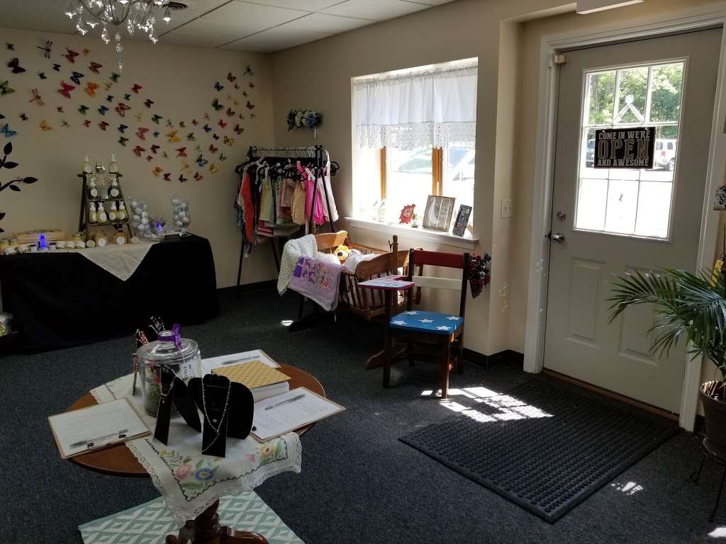 Forever After Finds | 67 South Main St Second Floor, Oswego, IL 60543, USA | Phone: (331) 725-4684