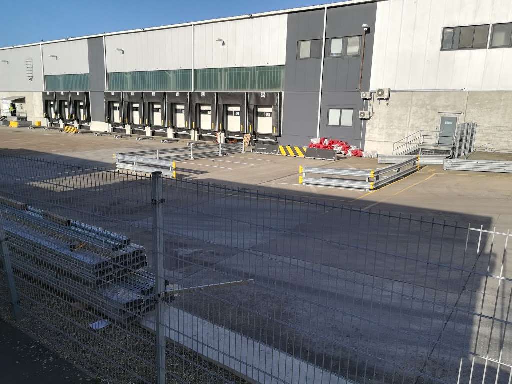 Lidl Enfield Regional Distribution Centre (RDC) - storage  | Photo 6 of 10 | Address: 8 Ardra Rd, London N9 0BD, UK | Phone: 0800 977 7766