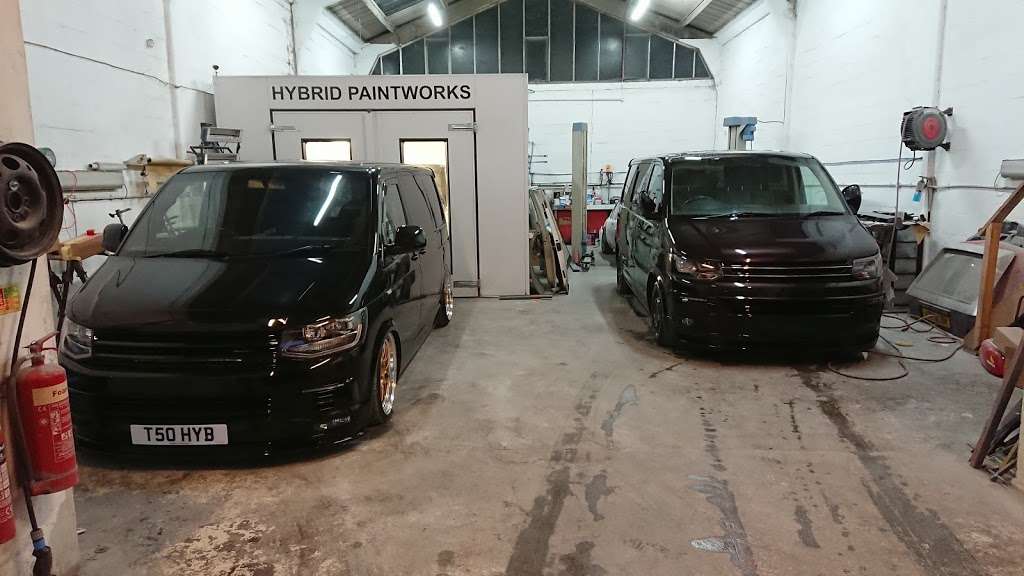 hybridpaintworks | 27 Burnt Mill, Harlow CM20 2HU, UK | Phone: 07985 467926