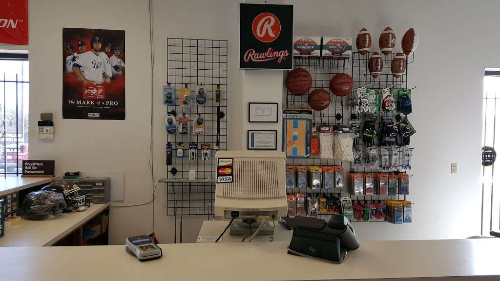 Nill Bros. Sports - Kansas City, Kansas | 2814 S 44th St, Kansas City, KS 66106 | Phone: (913) 384-4242