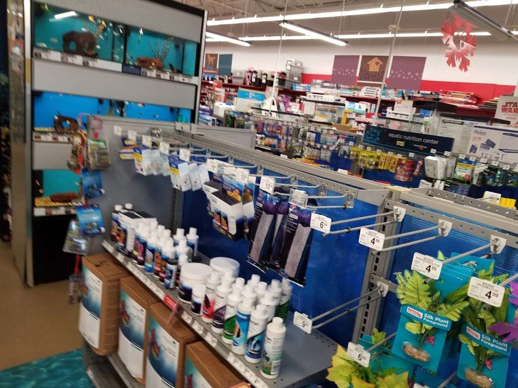 Petco Animal Supplies | 460 River Oaks W, Calumet City, IL 60409 | Phone: (708) 868-1442