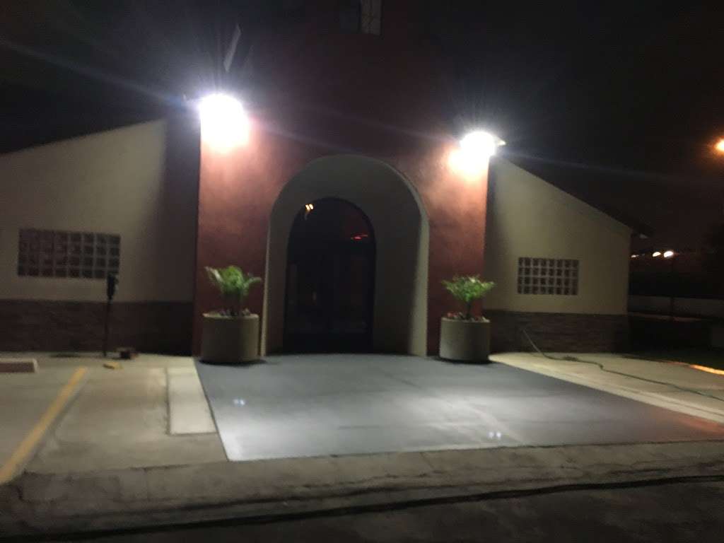 Iglesia De Dios (Israelita) | 1104 E Hilton Ave, Phoenix, AZ 85034, USA