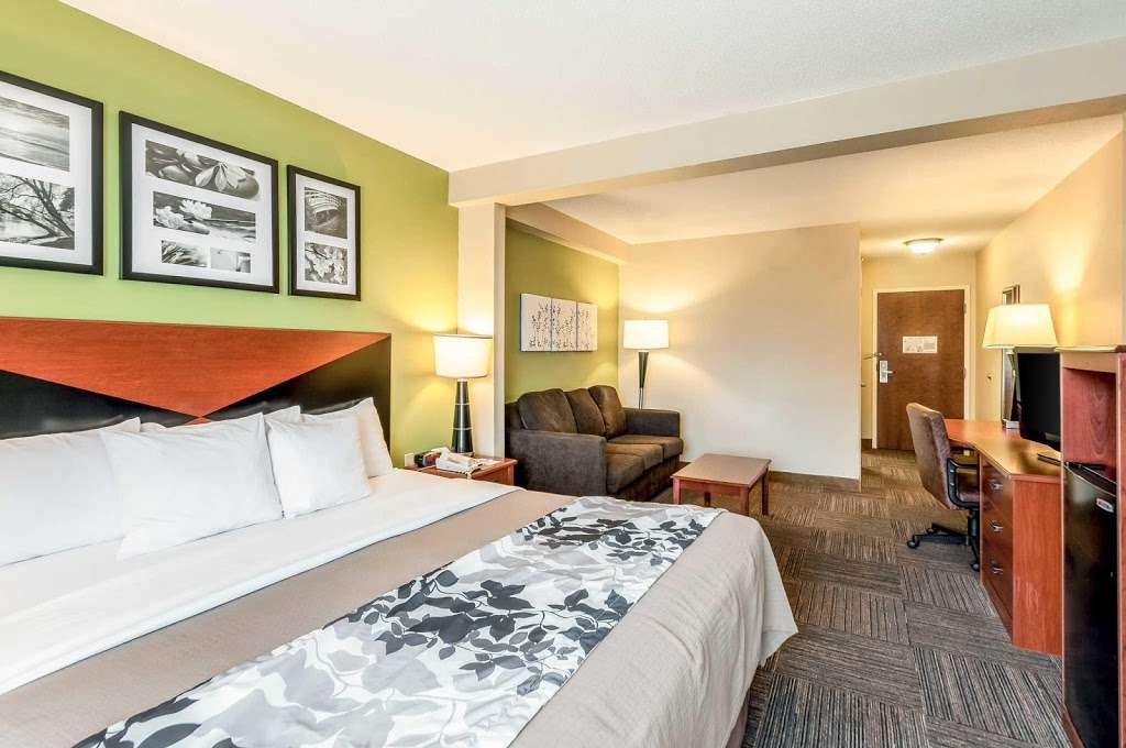 Sleep Inn & Suites | 1784 N Dupont Hwy, Dover, DE 19901, USA | Phone: (302) 735-7770