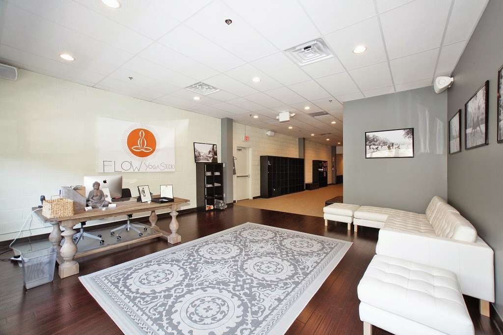 Flow Yoga Studio | 22 Hollywood Ave #4, Ho-Ho-Kus, NJ 07423, USA | Phone: (201) 445-4245