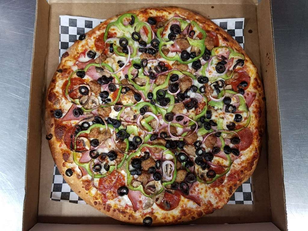 Magic Mikes Pizza Express | 6332 Lincoln Ave, Cypress, CA 90630, USA | Phone: (714) 761-5770