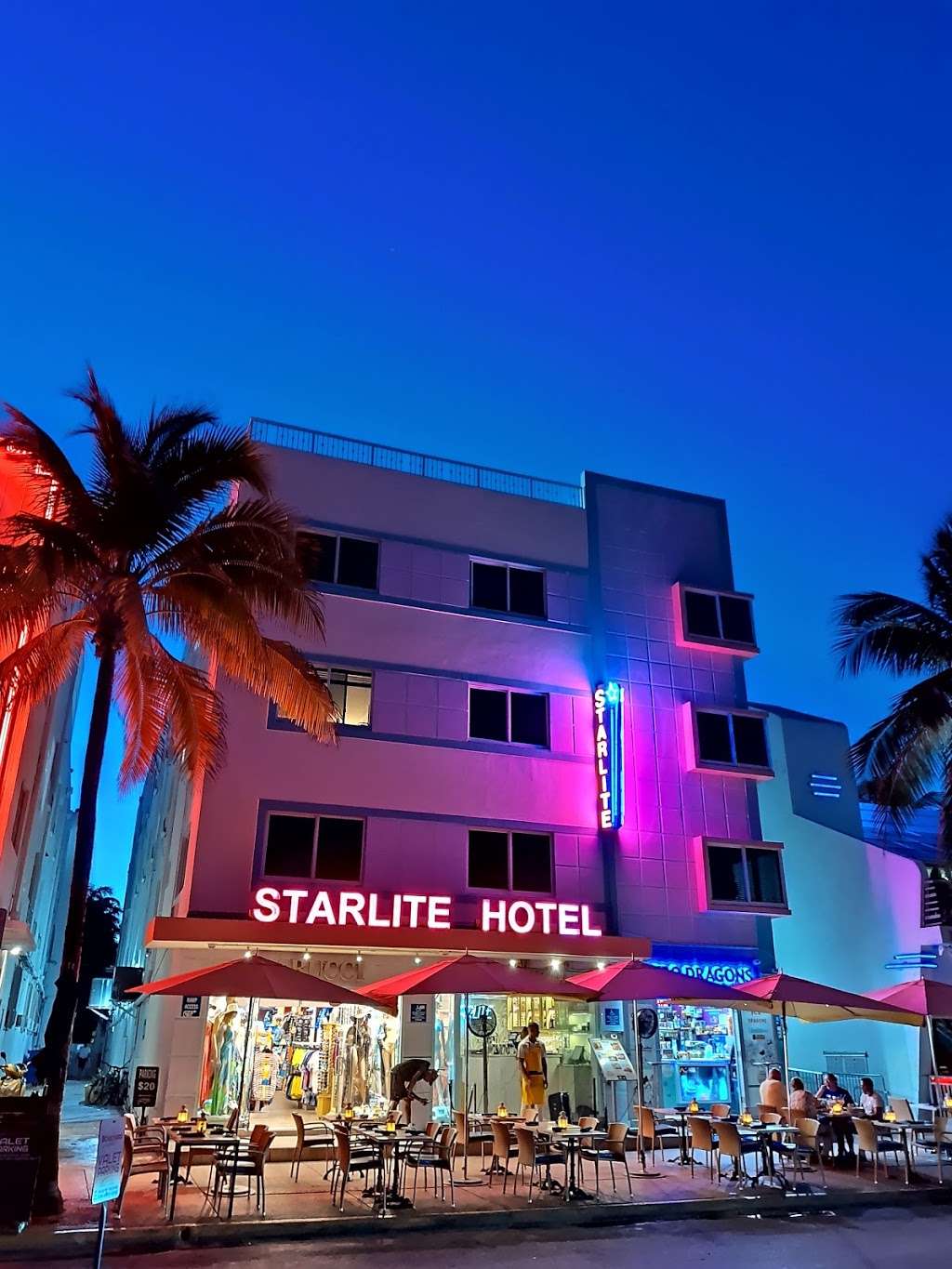 Starlite Hotel | 750 Ocean Dr, Miami Beach, FL 33139, USA | Phone: (305) 534-2161
