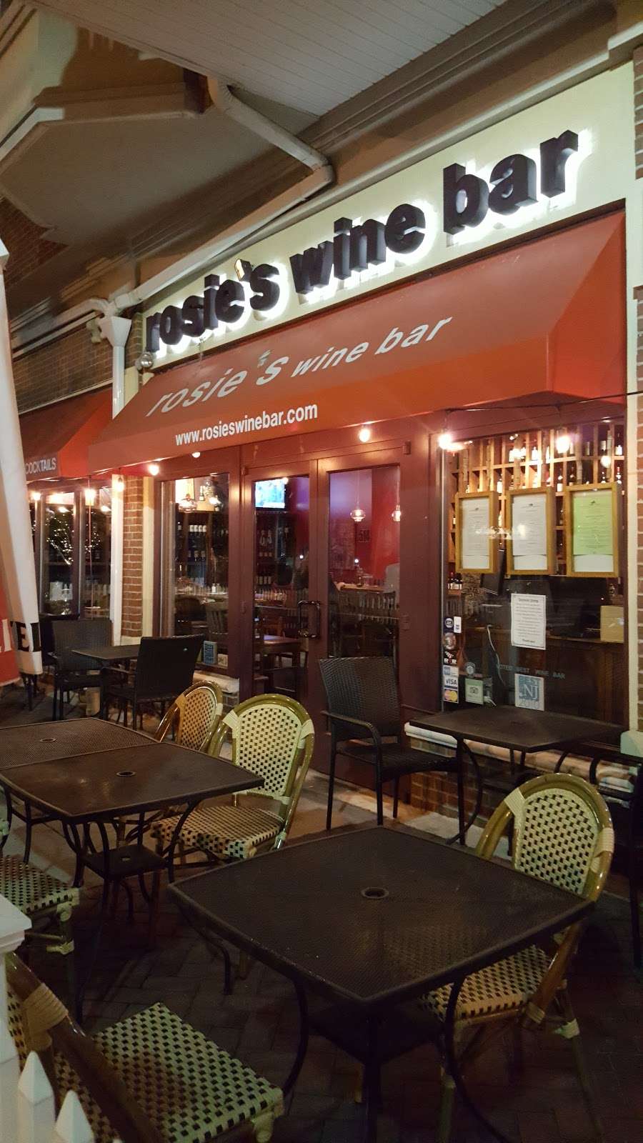 Rosies Wine Bar | 514 North Ave, Garwood, NJ 07027, USA | Phone: (908) 518-9463