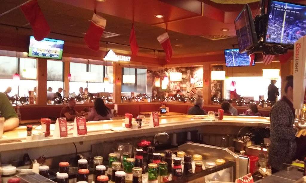 Applebees Grill + Bar | 2321 Lincoln Hwy E, Lancaster, PA 17601, USA | Phone: (717) 290-8330