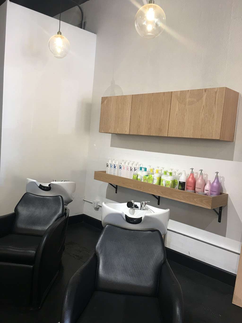 Lock & Crown Salon | 1088 Allen Ave, Pasadena, CA 91104, USA | Phone: (626) 639-3697