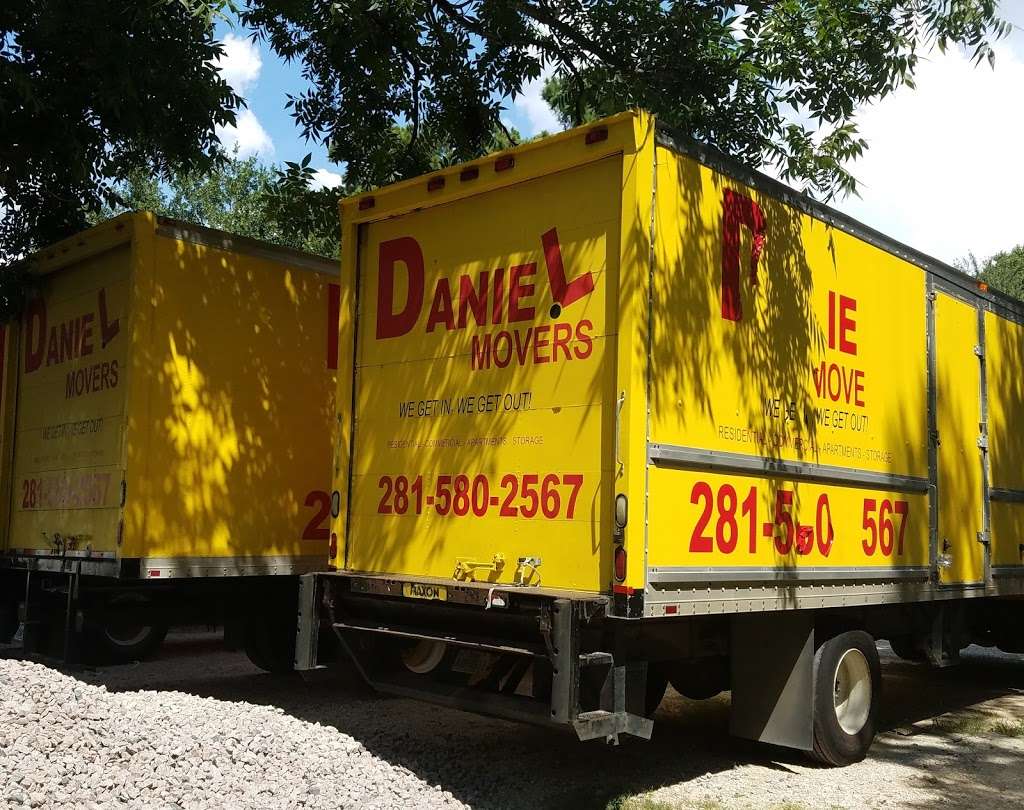 Daniel Movers | 17235 Bamwood Rd, Houston, TX 77090, USA | Phone: (281) 580-2567