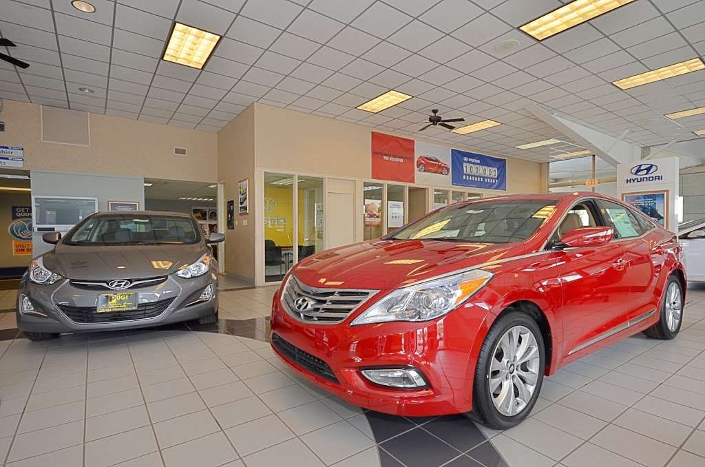 Pugi Hyundai | 1866 Ogden Ave, Downers Grove, IL 60515, USA | Phone: (630) 964-9500