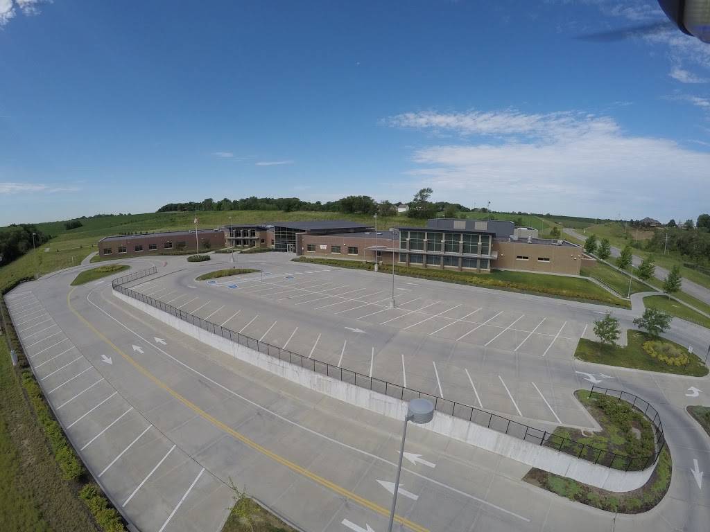 Heritage Elementary School | 9950 Rosewater Pkwy, Bennington, NE 68007 | Phone: (402) 238-2095