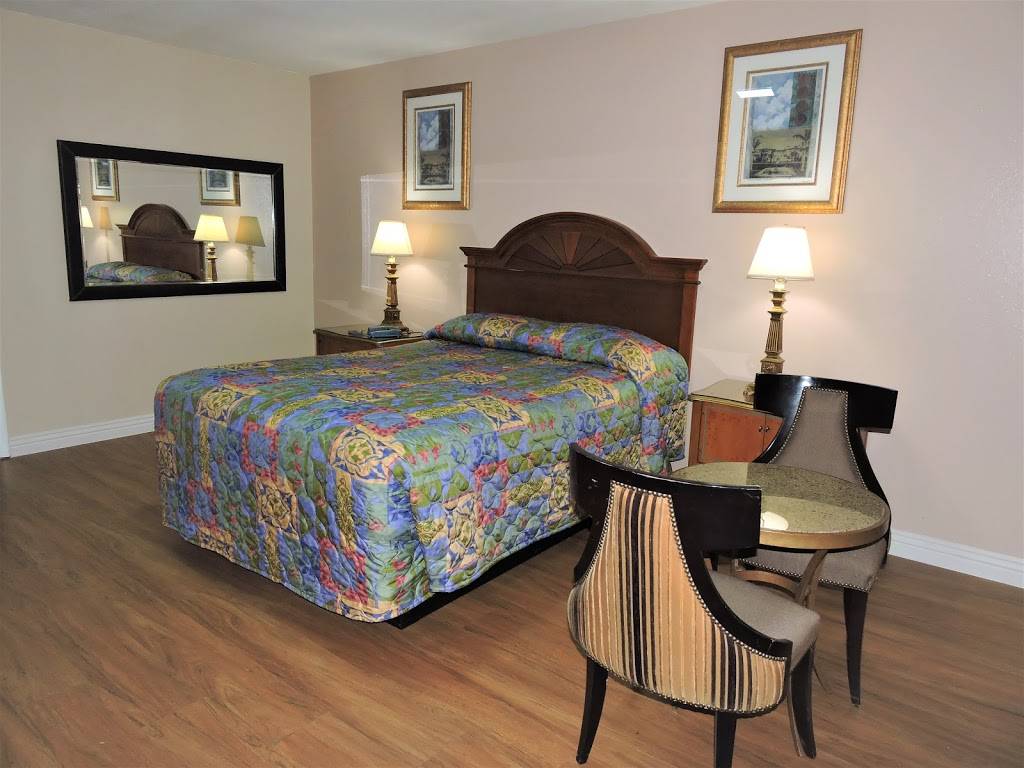 American Inn Motel | 3325 Fremont St, Las Vegas, NV 89104, USA | Phone: (702) 457-0422