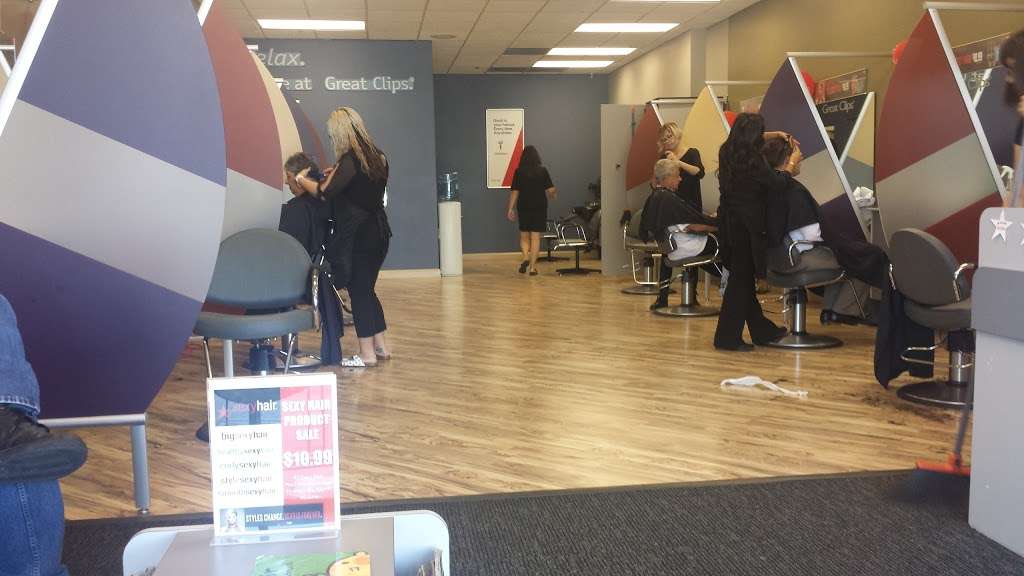 Great Clips | 6811 W Peoria Ave Ste 101, Peoria, AZ 85345, USA | Phone: (623) 486-0596