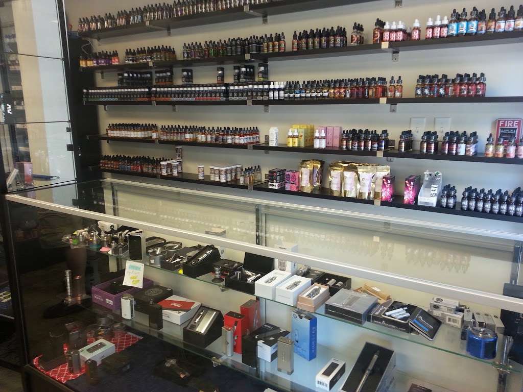 New England Vapors- Dracut | 718 Merrimack Ave, Dracut, MA 01826, USA | Phone: (978) 455-7744