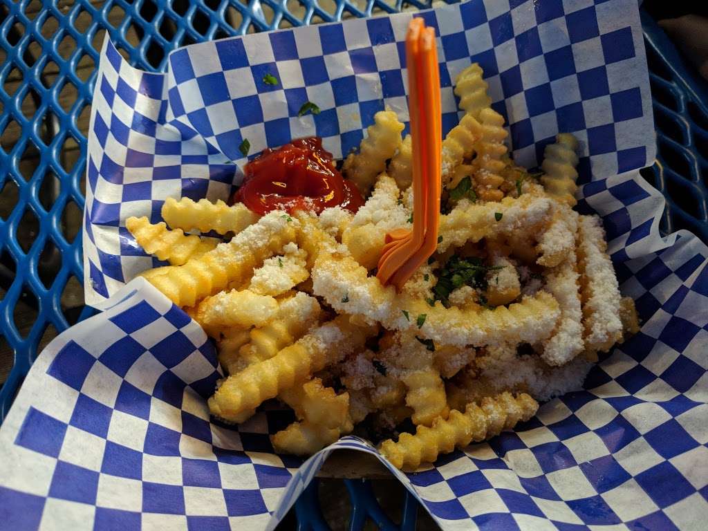 Beach Burger | 380 Santa Monica Pier Suite 3, Santa Monica, CA 90401, USA | Phone: (310) 260-8744