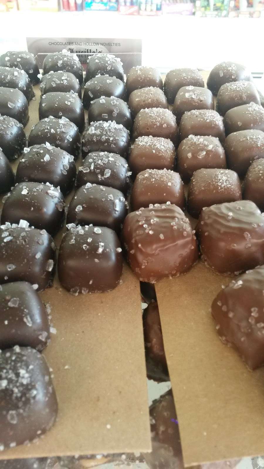 Lucilles Own-Make Candies | 4105 Long Beach Blvd, Beach Haven, NJ 08008, USA | Phone: (609) 494-3700