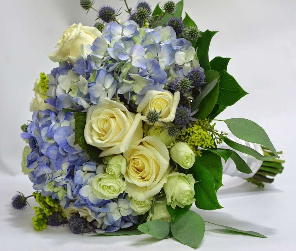 Lane Florist | 6616 Snider Plaza, Dallas, TX 75205, USA | Phone: (214) 363-1637