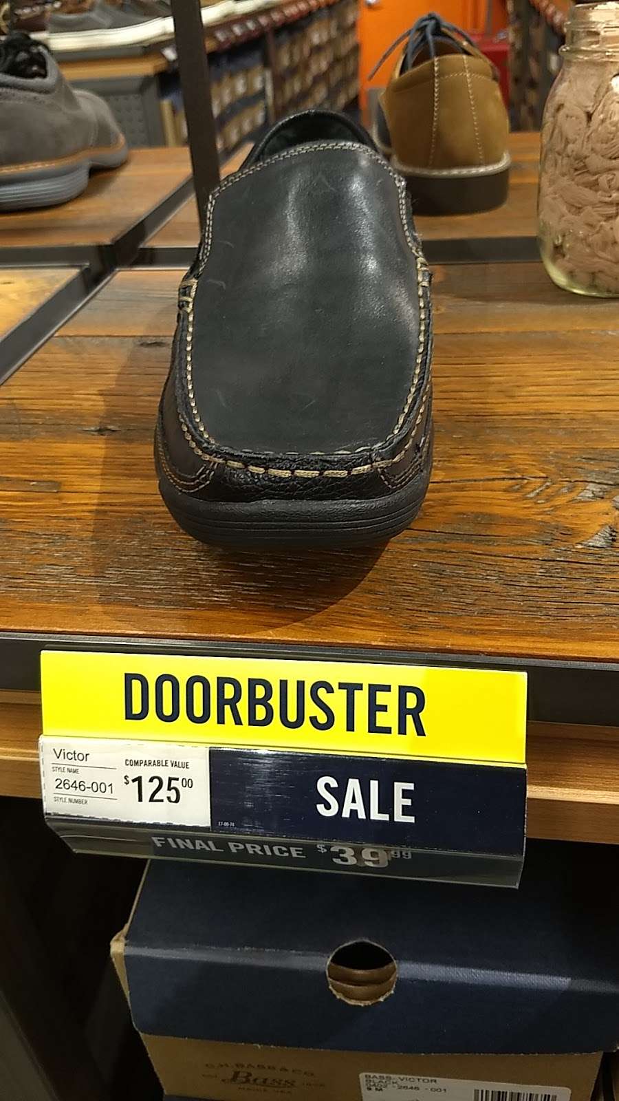 bass shoe outlet near me