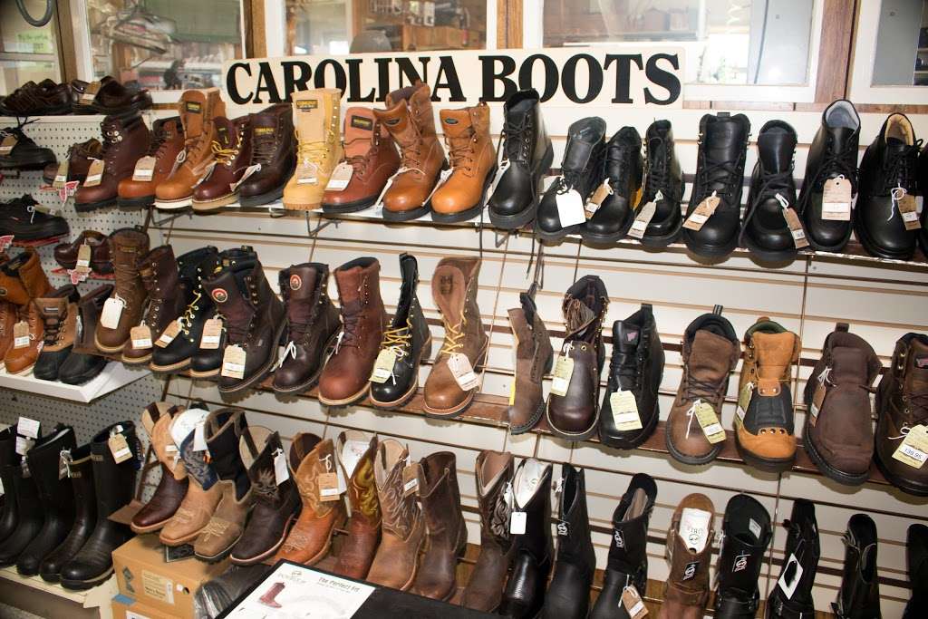 Brandywine Shoe Shop | 1620 Cambridge Rd, Honey Brook, PA 19344 | Phone: (610) 273-2990