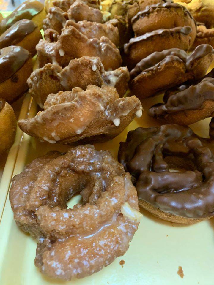 Donut Star | 2901 Cliff Rd E, Burnsville, MN 55337, USA | Phone: (952) 890-3810