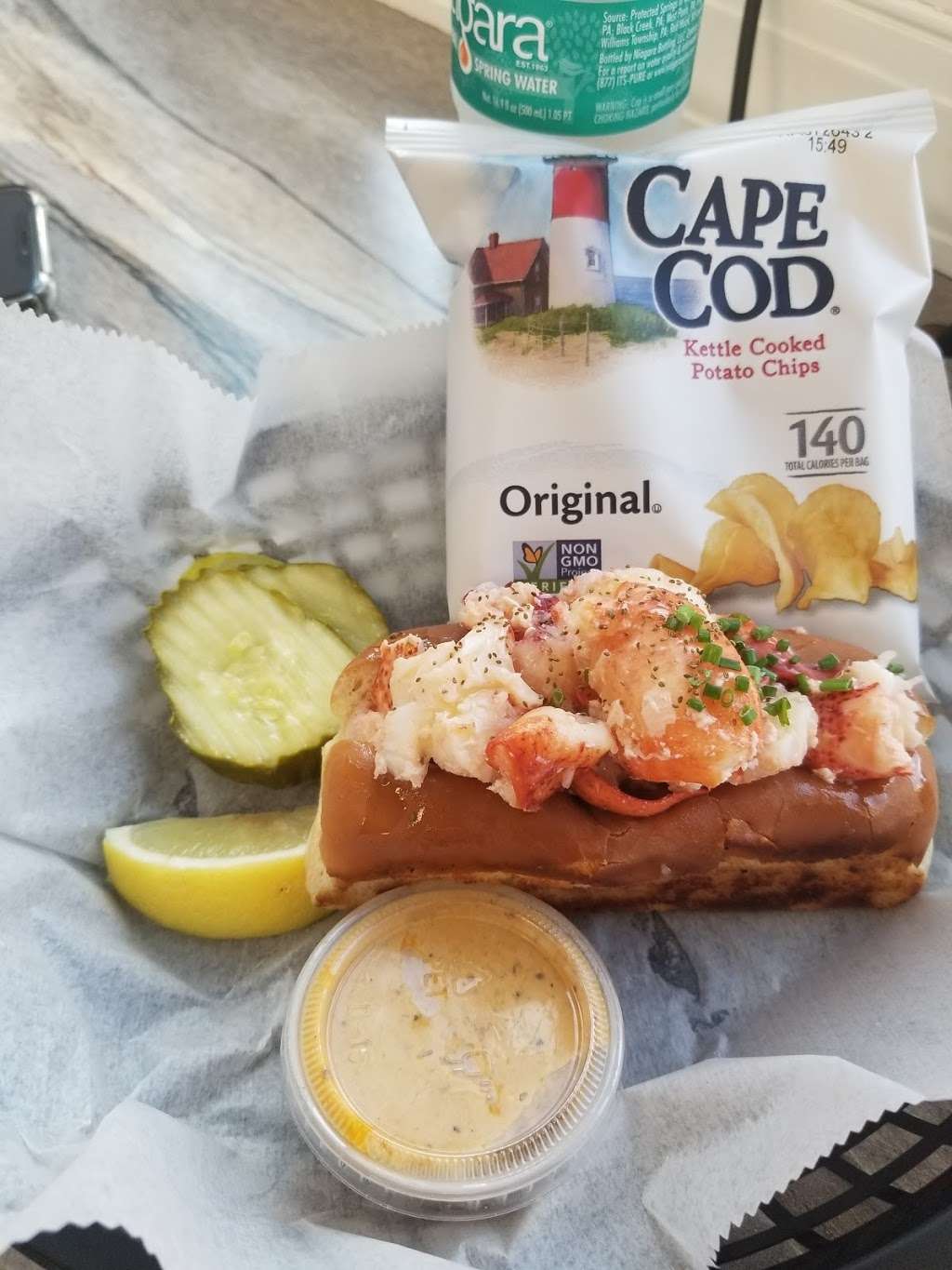 Quincys Original Lobster Rolls | 2059, 4215 Landis Ave, Sea Isle City, NJ 08243 | Phone: (609) 478-2845