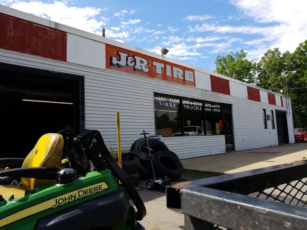 J & R Truck Tire Service | 8935 Dyson Rd, Brandywine, MD 20613 | Phone: (301) 372-6191