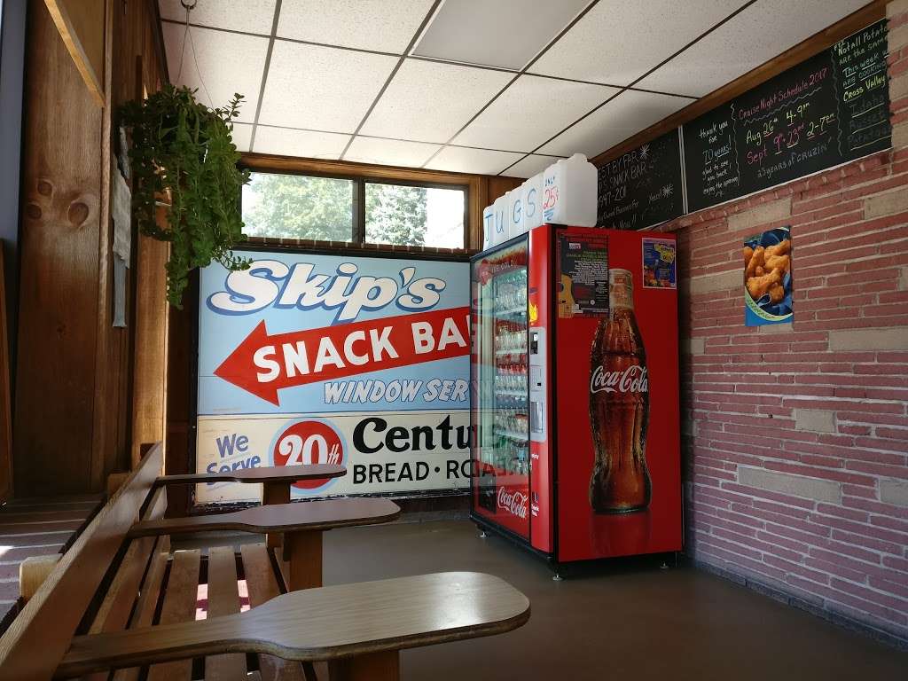 Skips Snack Bar | 92 E Main St, Merrimac, MA 01860, USA | Phone: (978) 346-8686