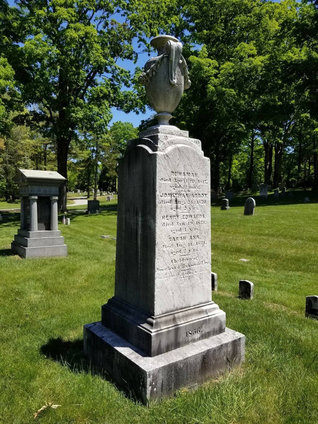 Shawsheen Cemetery | 15 Shawsheen Rd, Bedford, MA 01730, USA | Phone: (781) 275-7605