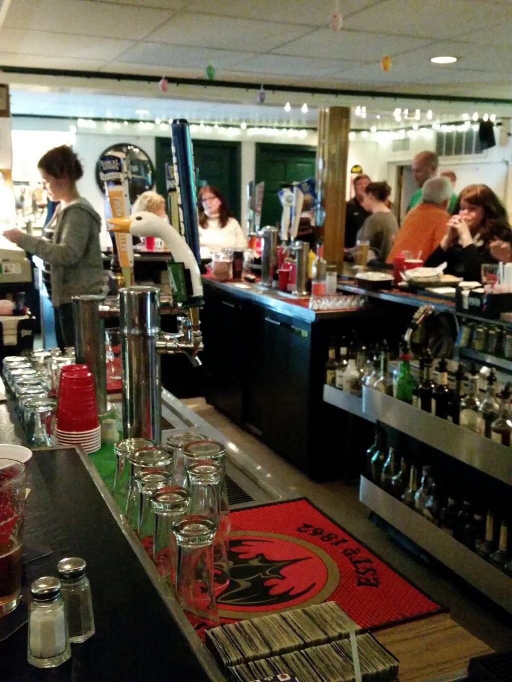 Kenneys Madison Tavern | 472 Madison Ave, Warminster, PA 18974, USA | Phone: (215) 672-2279