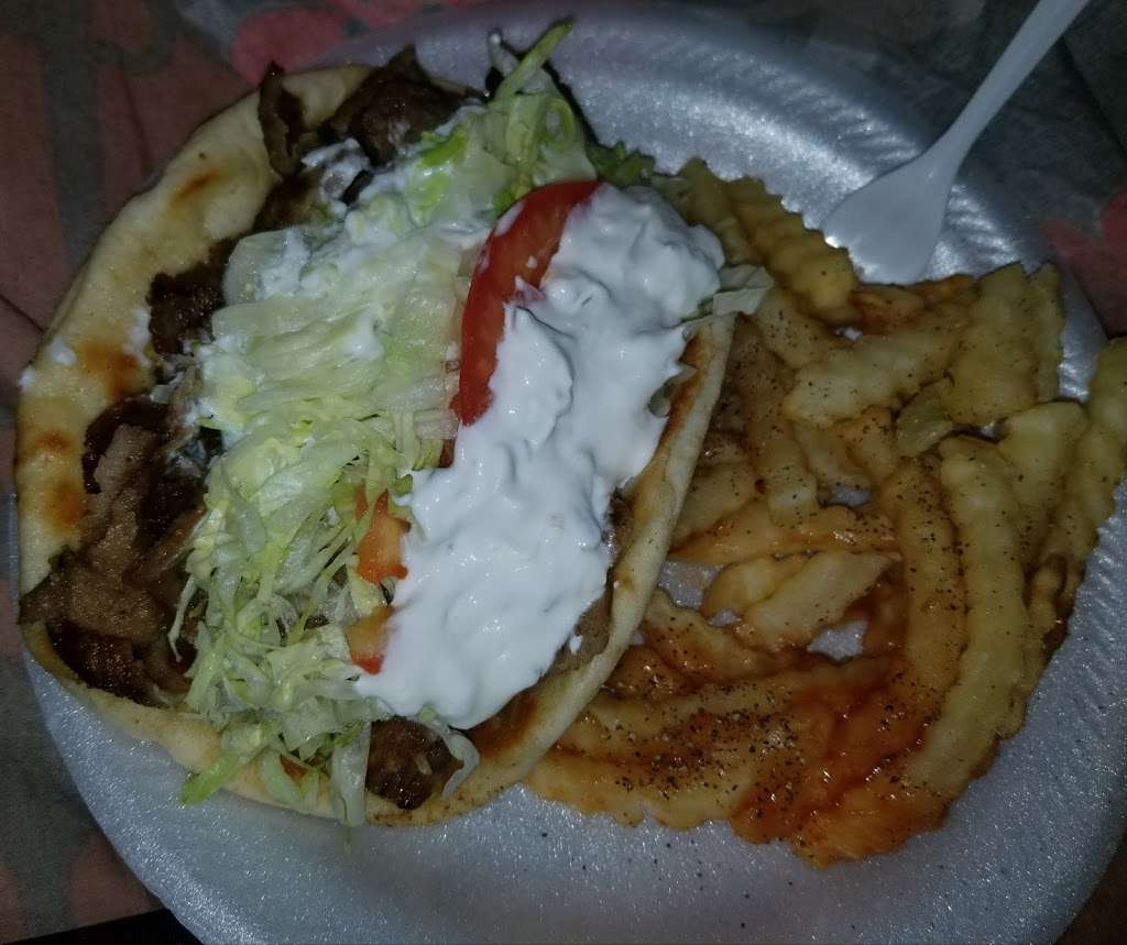 Nickys Gyros | 4240 S Wentworth Ave, Chicago, IL 60609, USA | Phone: (773) 548-8500