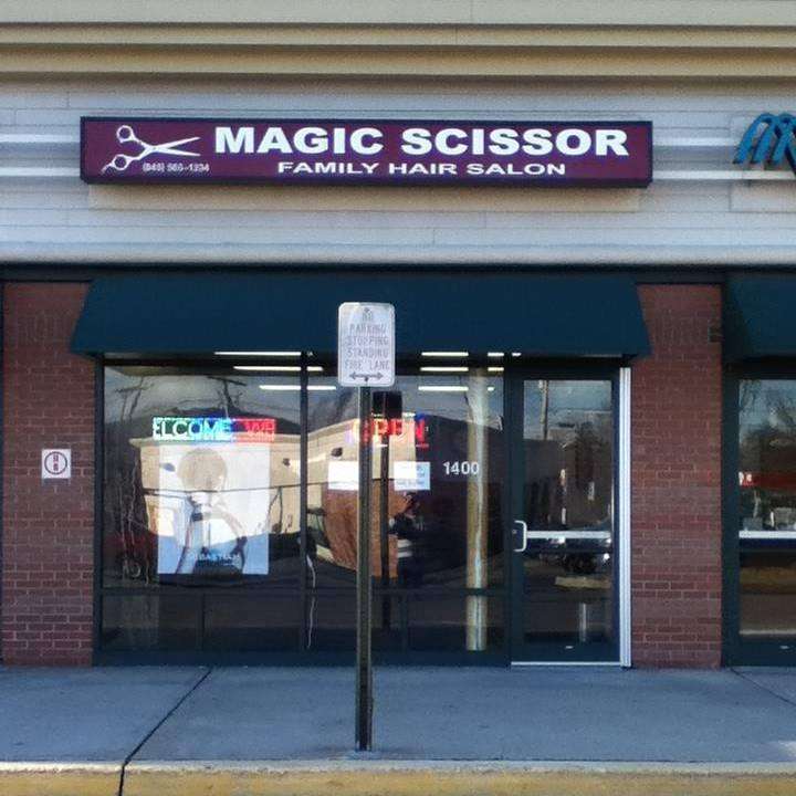 MAGIC SCISSOR FAMILY HAIR SALON | 374 Windsor Hwy #1400, New Windsor, NY 12553, USA | Phone: (845) 565-1234