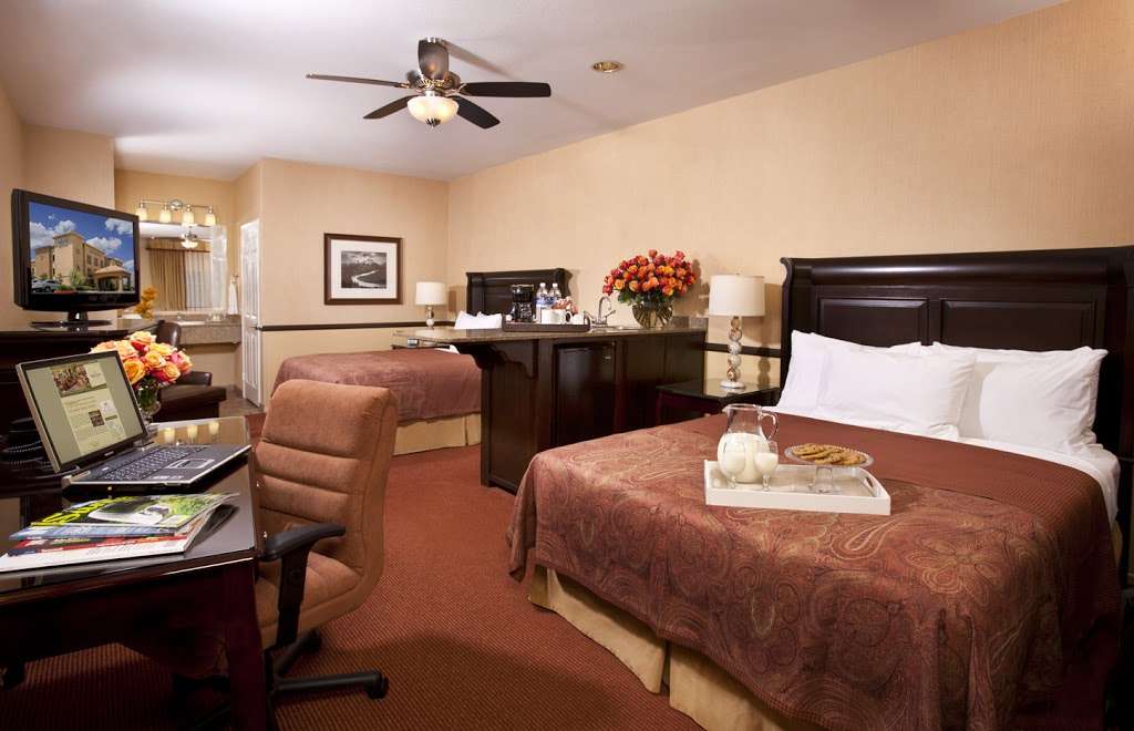 Ayres Lodge and Suites Corona West | 1900 Frontage Rd, Corona, CA 92882, USA | Phone: (951) 738-9113