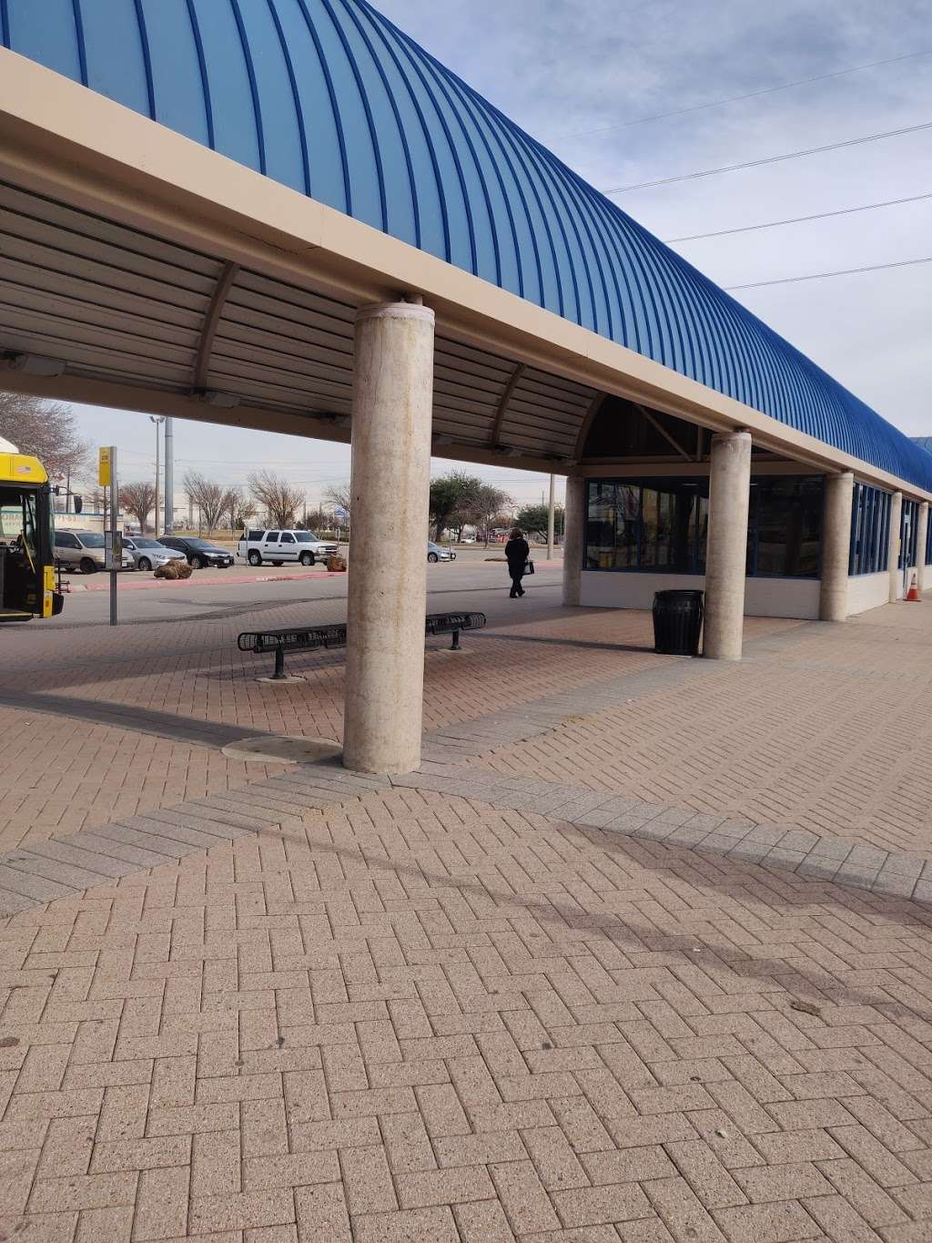 South Garland Transit Center | 4051 Leon Rd, Garland, TX 75041, USA | Phone: (214) 979-1111