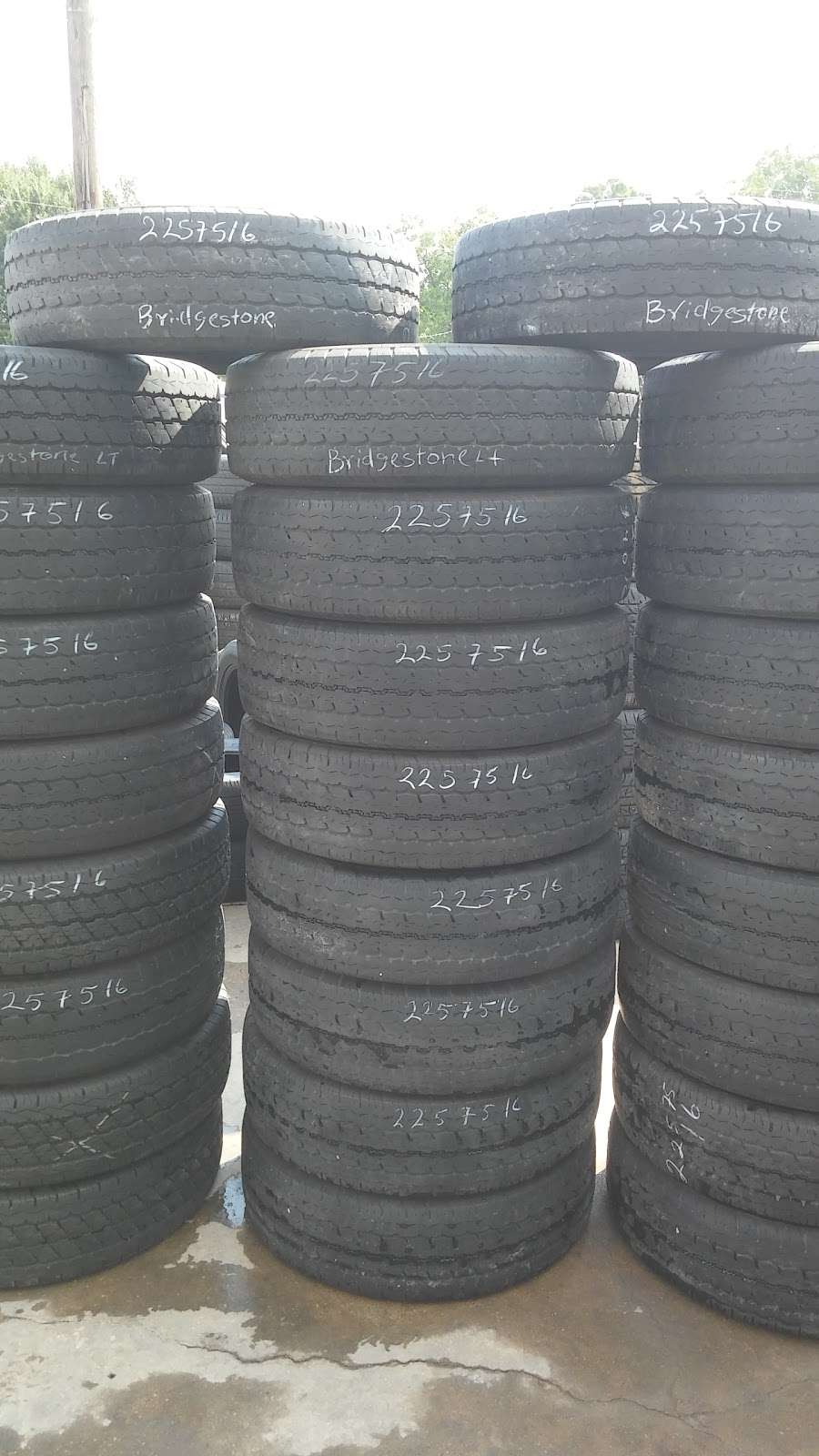 J/Z Tires | Houston, TX 77014, USA | Phone: (832) 228-3401