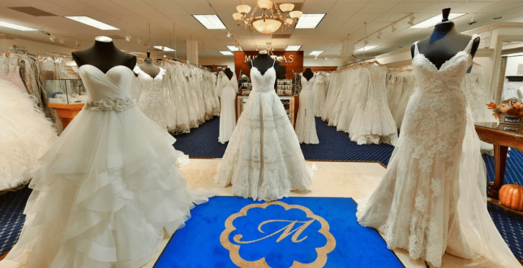 Minervas Bridal | 4983 S Orange Ave, Orlando, FL 32806, USA | Phone: (407) 857-8873