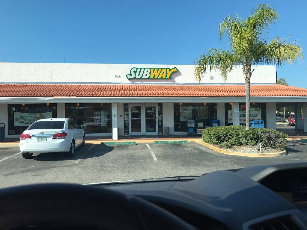 Subway | 5901 Sun Blvd Suite 111, St. Petersburg, FL 33715, USA | Phone: (727) 906-0319