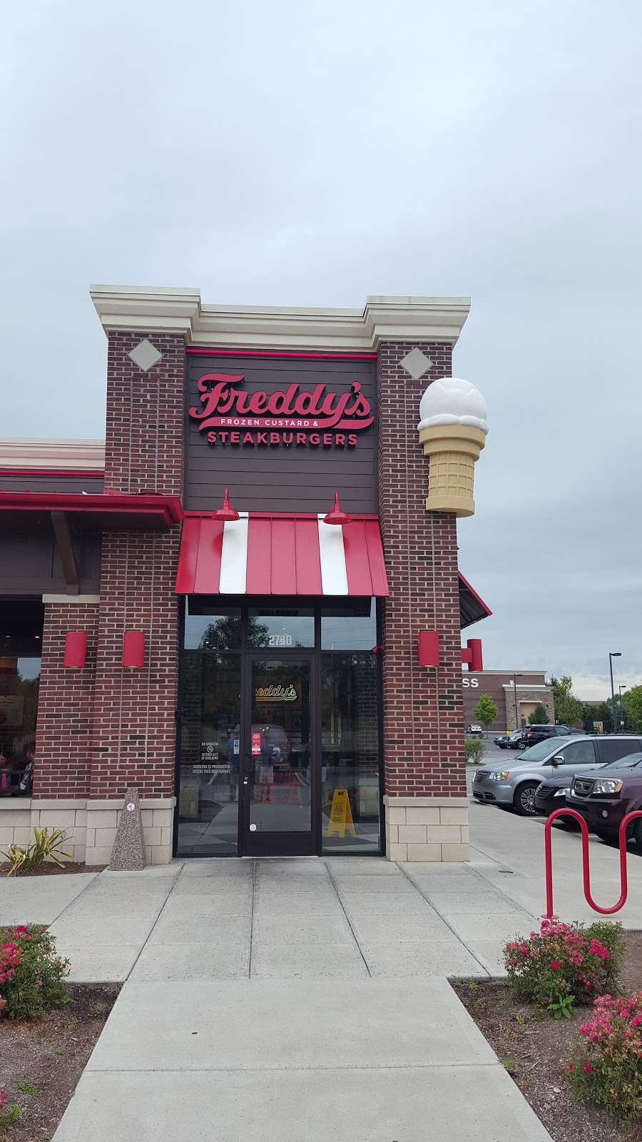Freddys Frozen Custard & Steakburgers | 2740 E 146th St, Carmel, IN 46033 | Phone: (317) 218-3304