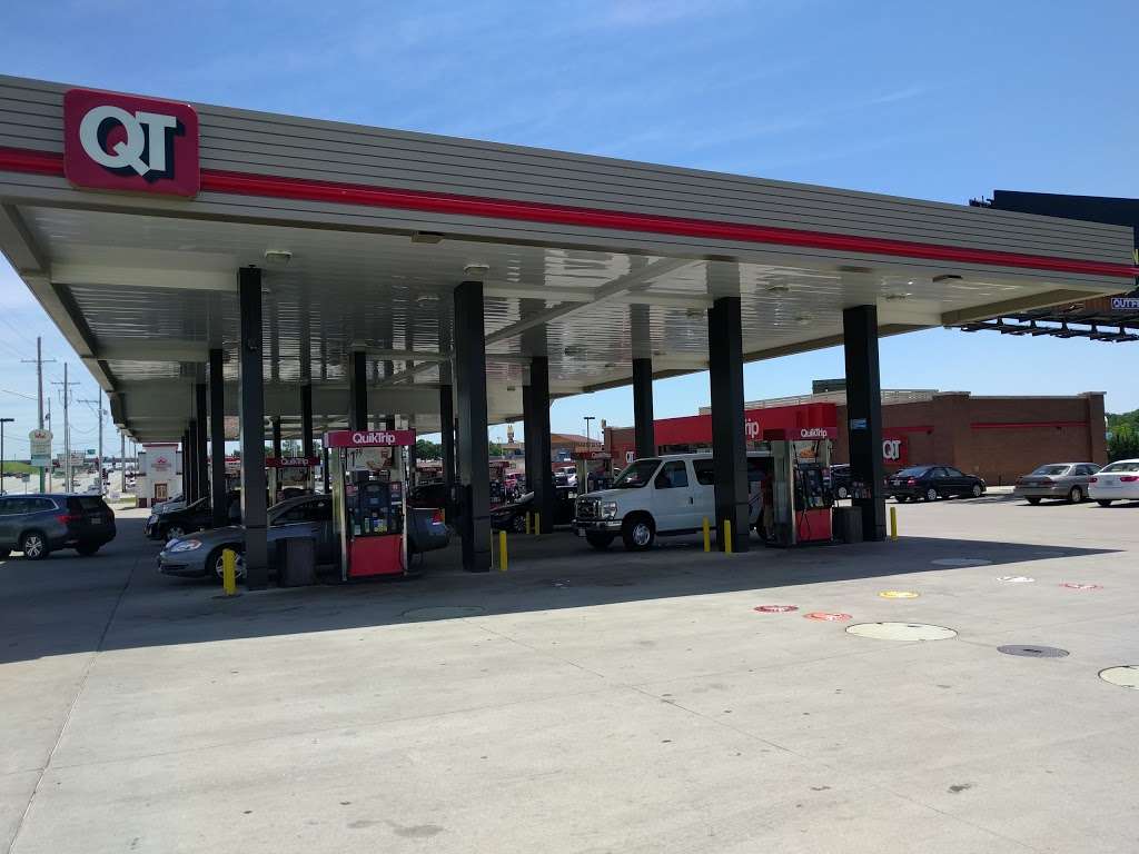 QuikTrip | 7133 NW Barry Rd, Kansas City, MO 64153, USA | Phone: (816) 741-6640