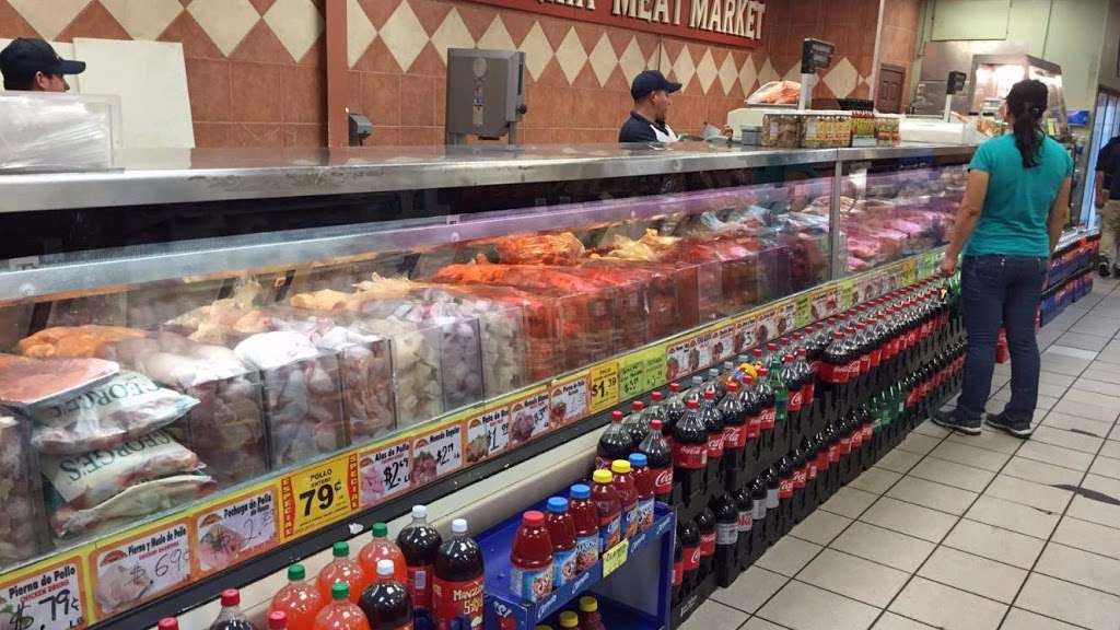 La Michoacana Meat Market | 502 Shaver St, Pasadena, TX 77506, USA | Phone: (713) 472-0205