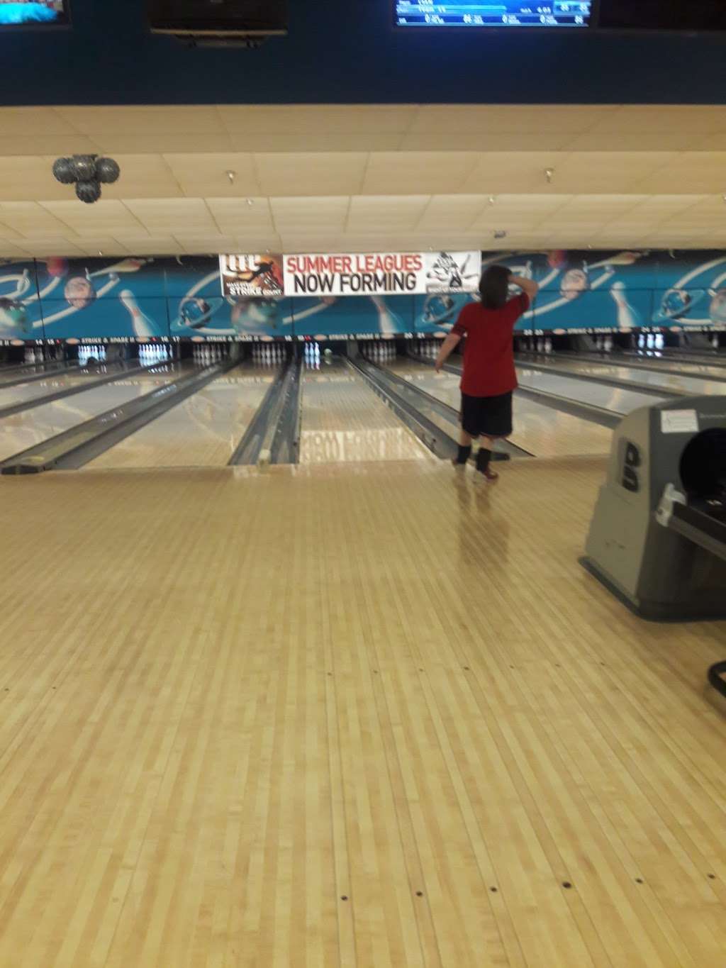 Strike N Spare II | 811 Northern Dr, Lockport, IL 60441, USA | Phone: (815) 838-2450