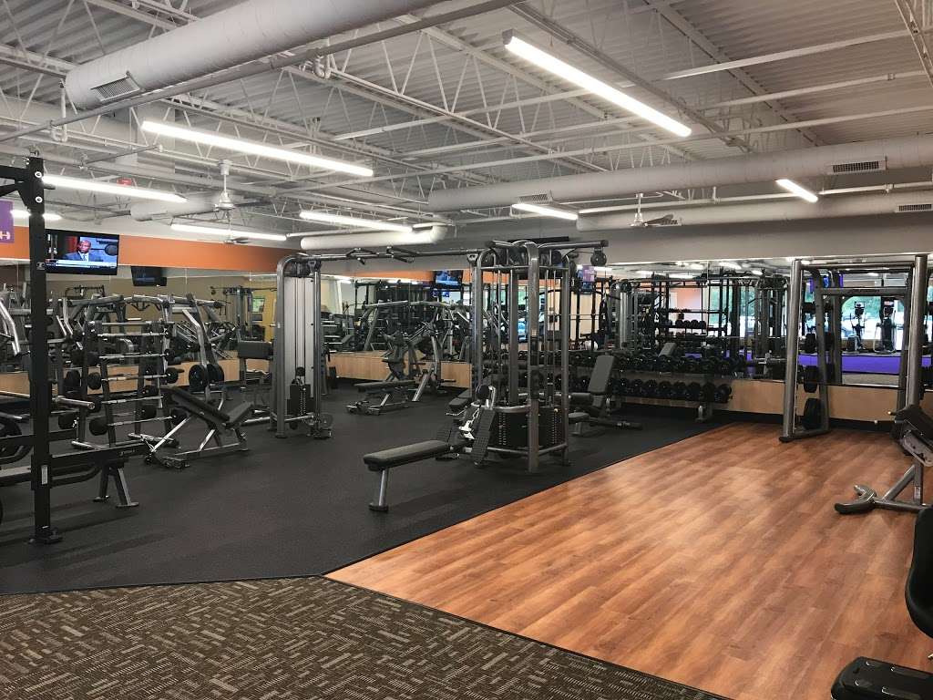 Anytime Fitness | 1141 Butterfield Rd a, Wheaton, IL 60189, USA | Phone: (630) 517-8765